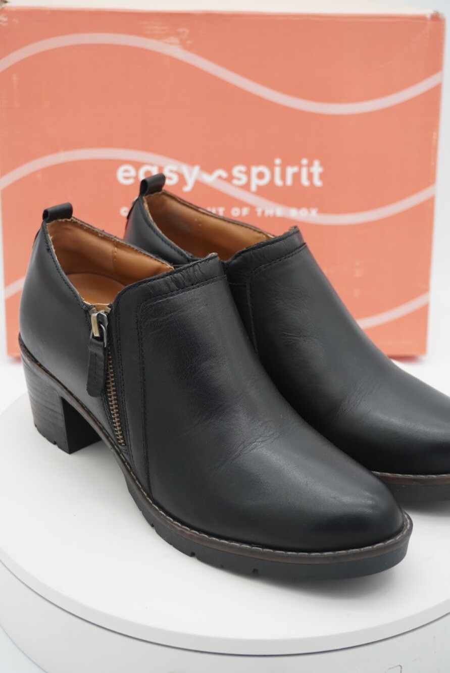 Easy Spirit Cosa Black Leather Shooties Ankle Boots Women’s Size 9 M Side Zip